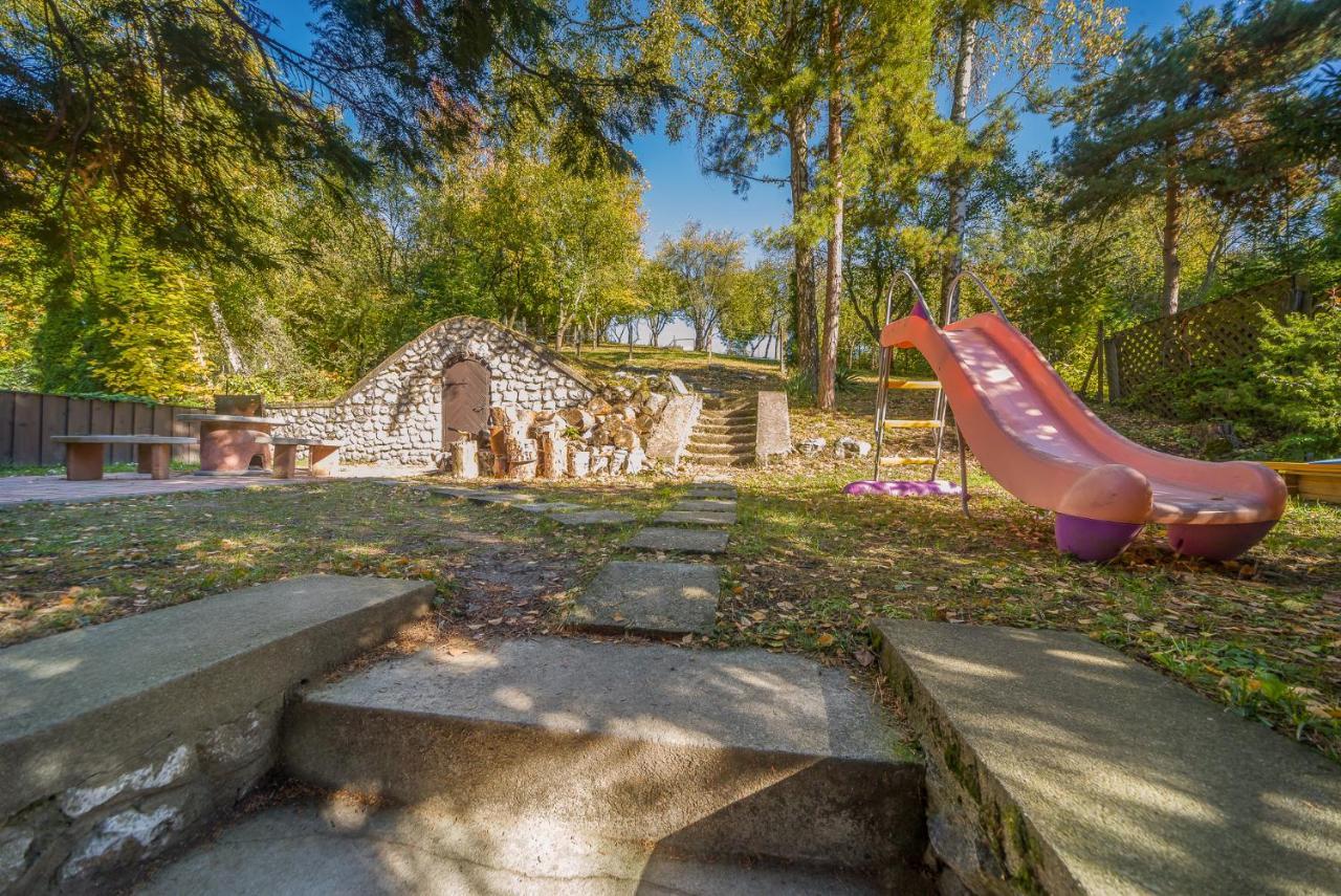 Villa Szilva Vendeghaz Szilvásvárad Exteriör bild